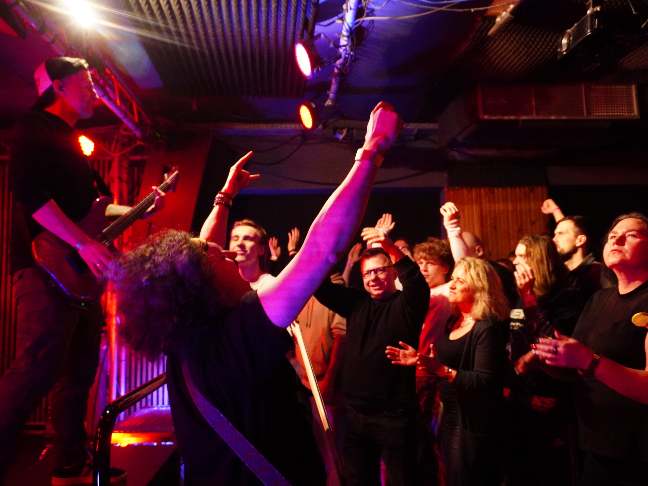 Zmiana, która dzieli fanów – nowa historia Wirefall 